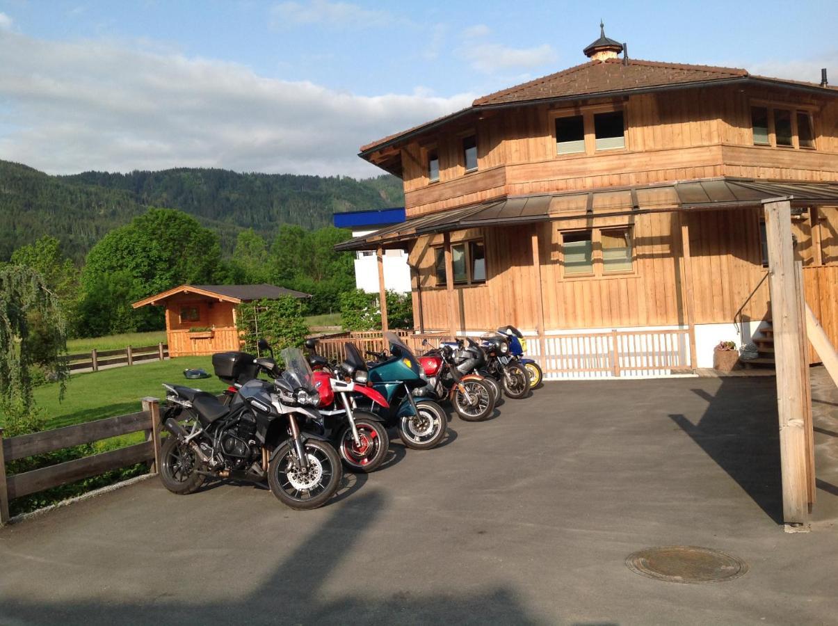 Ferienhaus Oktogon Itter Εξωτερικό φωτογραφία